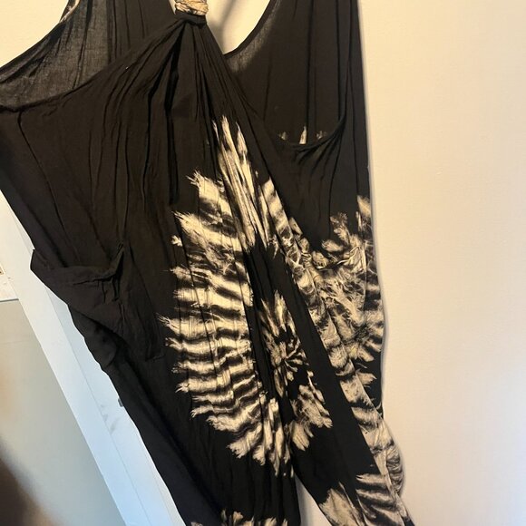 Boho Tie-Dye Rayon Jumper with Knot Straps – Black & Tan – One Size - Picture 6 of 6